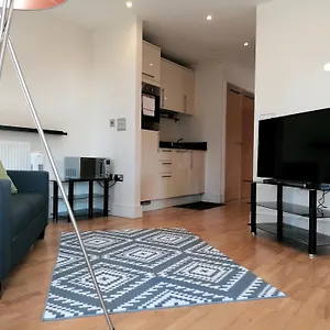 Canary Wharf Serviced Apartments Apartment
