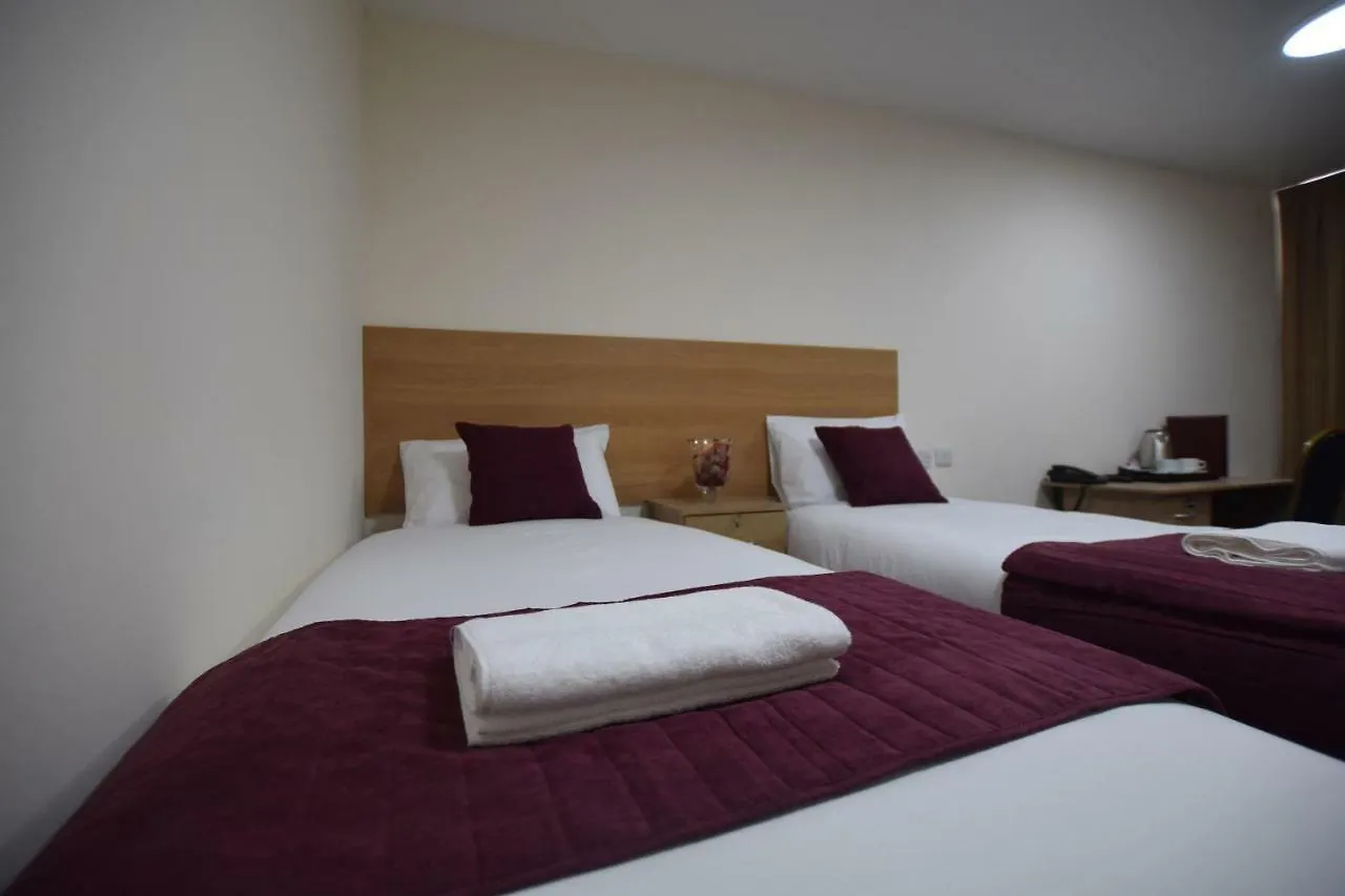 Premierlux Serviced Apartments Ilford 0*,  Egyesült Királyság